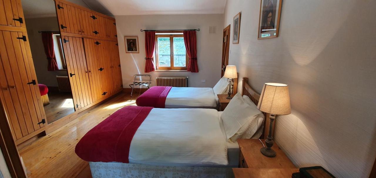Croneybyrne Courtyard Villa Clara Екстериор снимка