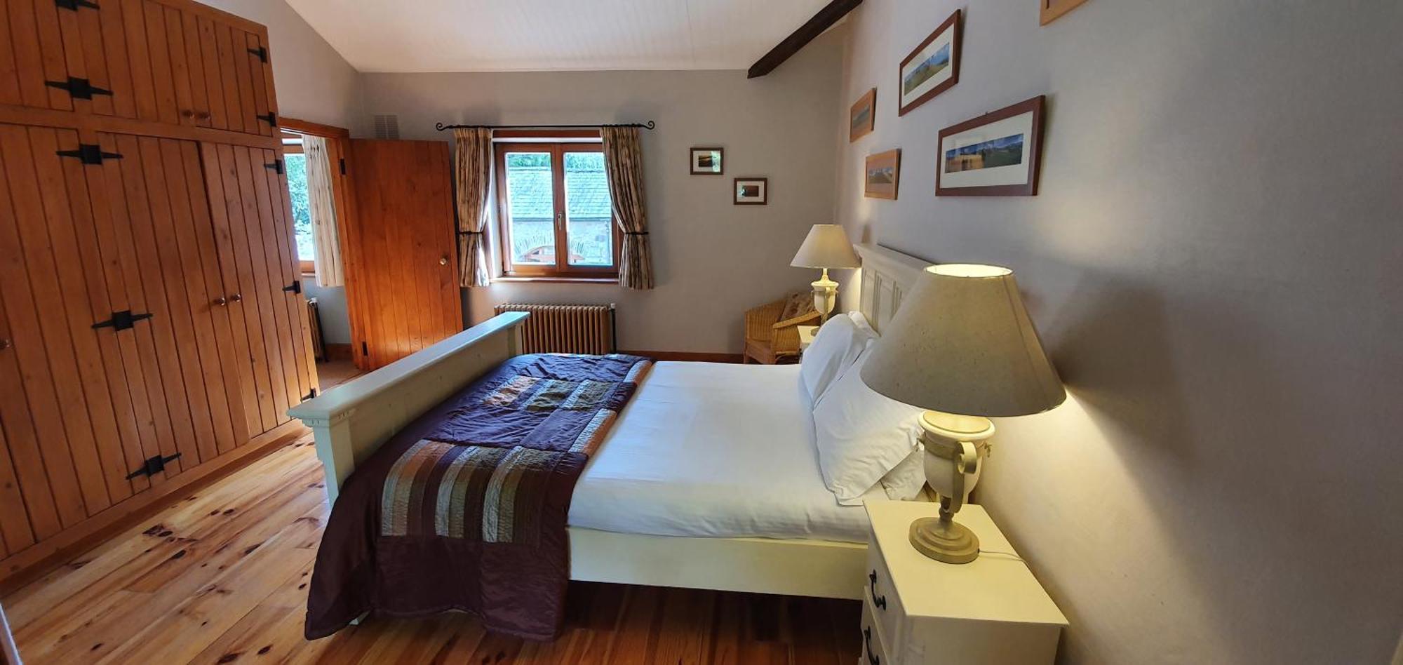 Croneybyrne Courtyard Villa Clara Екстериор снимка