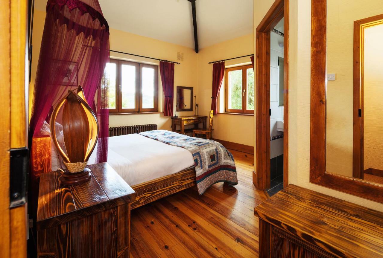 Croneybyrne Courtyard Villa Clara Екстериор снимка