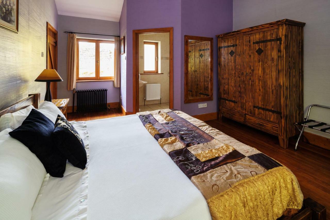 Croneybyrne Courtyard Villa Clara Екстериор снимка
